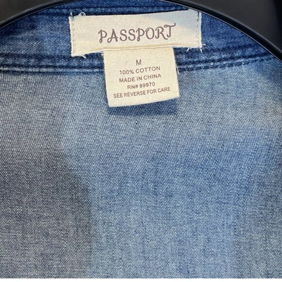 Women Demin Button Down Shirt Size M - Picture 2 of 4